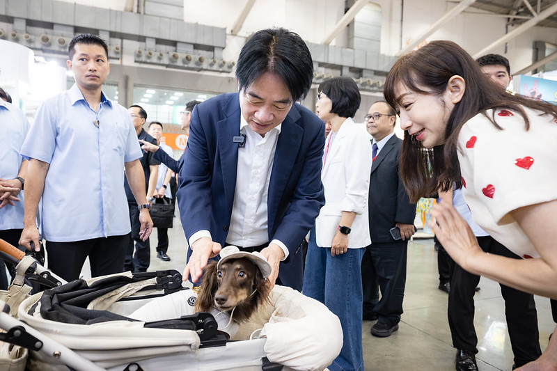 賴清德總統出席台北寵物用品展開幕　聚焦800億元市場規模推動寵物產業鏈升級