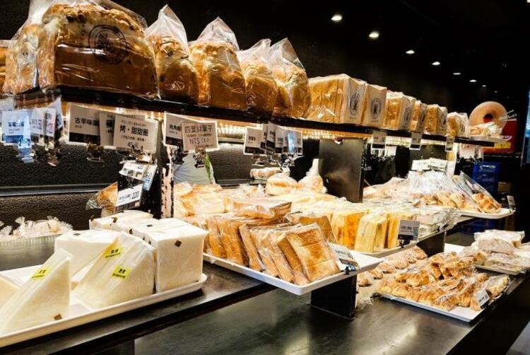 「鹹甜引路臺南味」帶動老店招牌四飽熱潮　葡吉麵包羅宋麵包引爆網路聲量與業績、美食打卡升溫