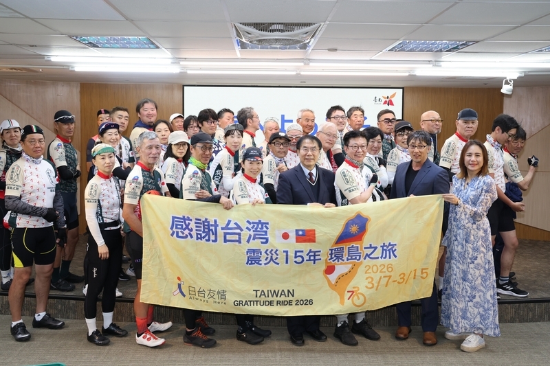 臺南市長黃偉哲迎接日本自行車感恩環台團隊　以臺南美食款待共祈臺日患難與共友誼長存