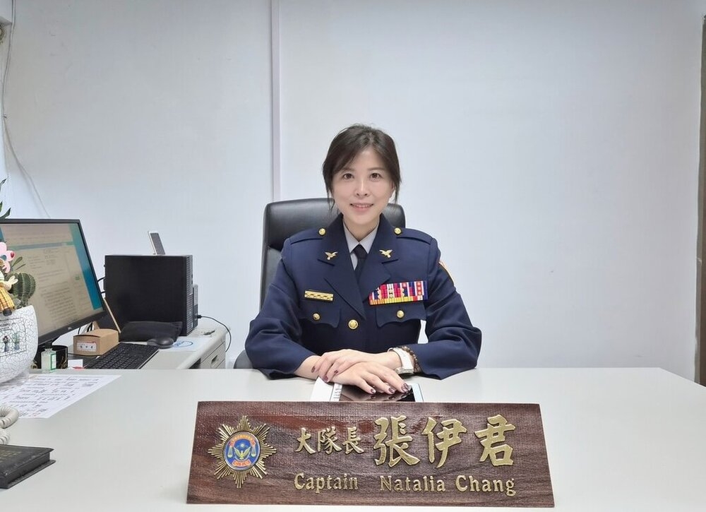 臺大博士張伊君告別警界　「單車美型女」前保三總隊刑警大隊長轉任資策會AI研究院總監發展智慧交通