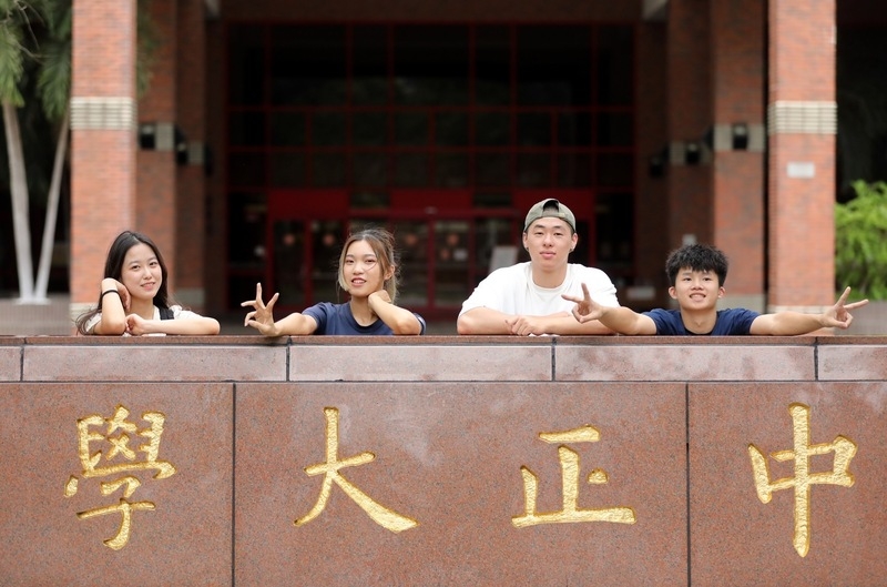 讓夢想抵嘉發光！中正大學校長蔡少正以人文溫度與頂尖科技打造嶄新學習典範