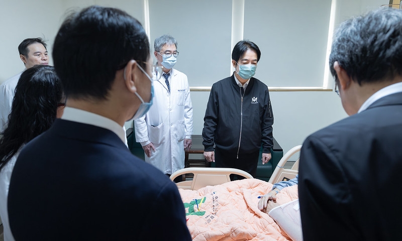 賴清德總統親赴醫院探視臺北捷運隨機攻擊傷者　強調徹查真相並全面強化公共場所維安