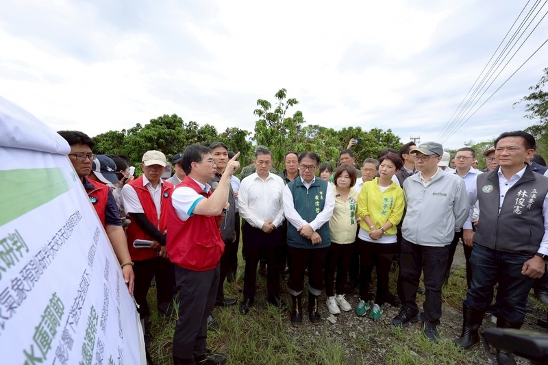 卓榮泰南下台南宣布啟動「雲嘉南前進指揮所」 全力協助災後復原與治水工程