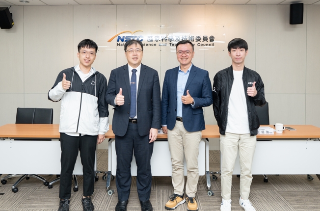 AI不再學壞！臺大Receler技術助生成式AI安全 中正大學企管MBA系主任黃正魁強調兼顧創作與風險