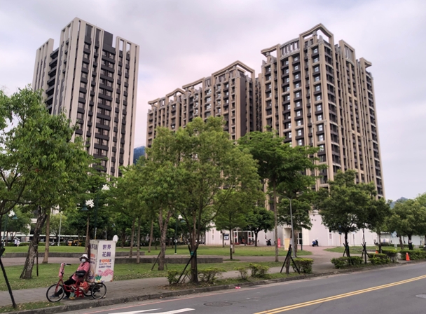 內憂外患重壓房市！專家警告：貸款管制若不鬆綁恐釀違約潮