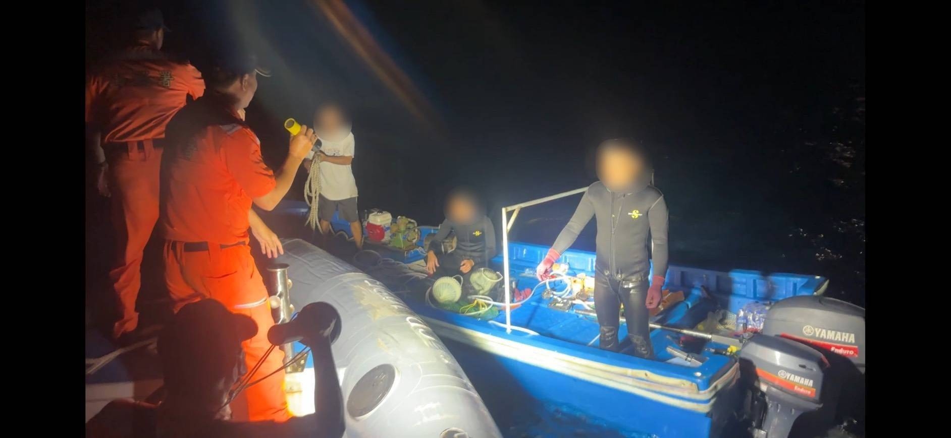 中國海警與漁船接連侵擾東沙海域　海巡署出動艦艇全程監控並登檢扣留中國小舟展現強硬執法