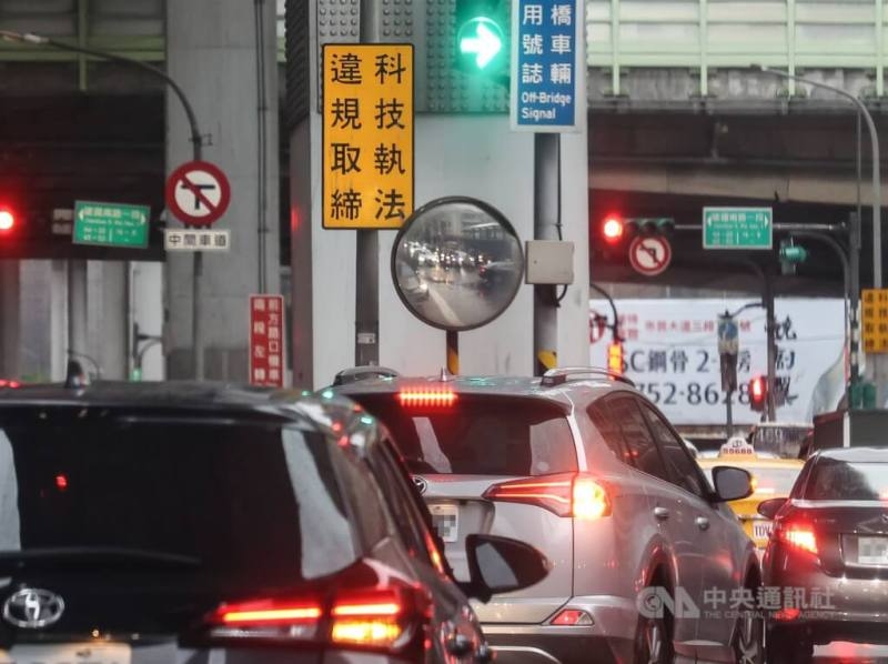 交通部預告修法：交通罰鍰100%專款專用於道安，最快117年實施