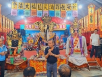 城隍夜巡走進臺中南區　500人舉枷祈福展現百年信仰新生命