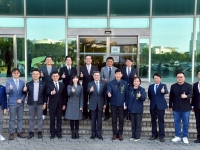 行政院長卓榮泰下鄉臺南舉辦汽車產業座談，解析臺美關稅談判獲階段性成果，傾聽業者需求
