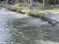 快訊／高雄鳳山地下水管破裂！7966戶緊急停水搶修