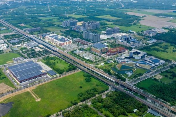 臺南市長黃偉哲拚AI轉型！臺南市推動全方位建設 打造人工智慧島