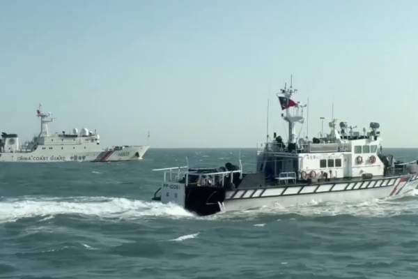 四艘中國海警船侵入金門海域，海巡署頂著惡劣海象全數驅離，守護國家主權