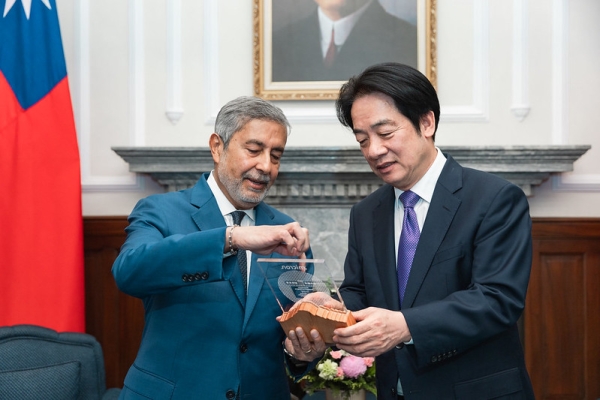 賴清德總統會晤美光科技執行長　強調深化臺美合作，提升AI與半導體供應鏈韌性及全球競爭力