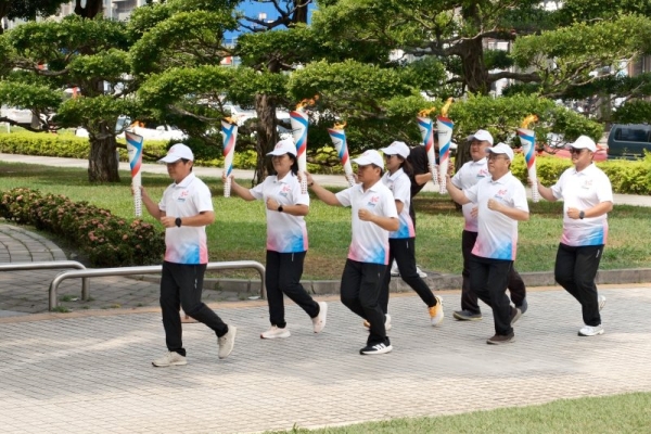 115年全民運聖火抵達屏東 縣府代表迎接期勉代表隊再創佳績