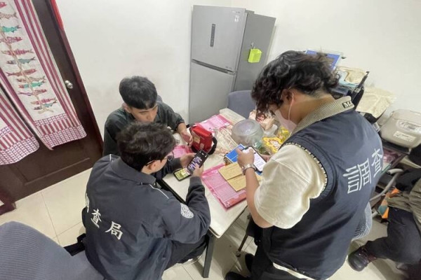 調查局破獲藏匿大學租屋套房3座詐騙機房　查扣11臺貓池揭地下運作