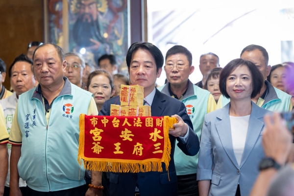 賴清德總統台中市水安宮參拜　強化國防與經濟成長並推動社福政策