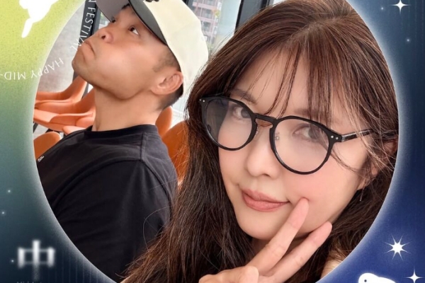 李玖哲中秋曬夫妻合照 51歲相馬茜絕佳狀態曝光