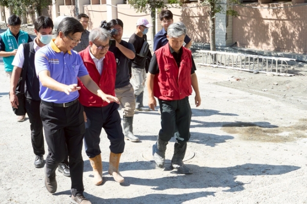 教育部長鄭英耀赴花蓮關心光復校園復原與復課情形 產學力量攜手協助光復商工重建實習工廠進度曝光