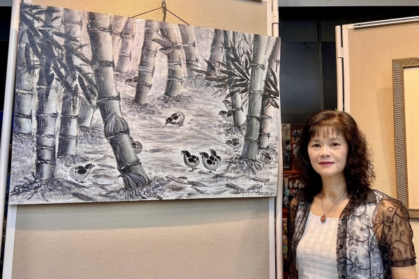 陳純蘭「璀璨重生」創藝展台南登場 41件多元媒材作品展現生命蛻變