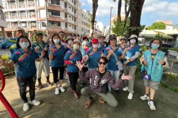 清水溝、淨街巷、傳書香　豐裕里攜手清潔隊與志工打造宜居社區