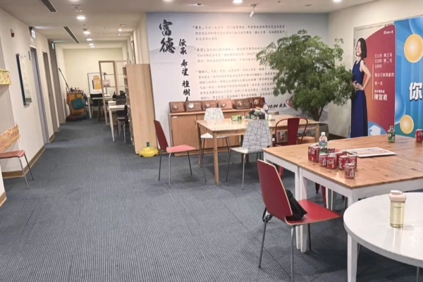 富邦人壽保險員遭水果刀砍傷 警方調查嫌犯父親曾是保戶