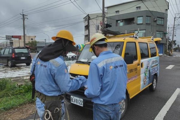 颱風導致臺南市溪北地區多處有線電視斷訊，市府強制業者提出費用減免方案