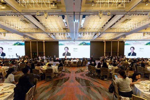 副總統肯定臺灣自主研發新藥成果　政府做產業後盾　盼更多臺灣企業站上國際舞臺