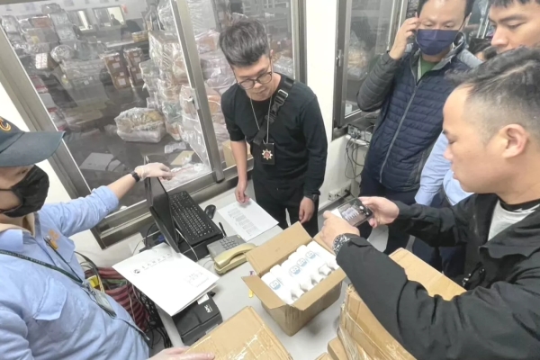 雲林男從中國走私禽流感疫苗 假劉德華名義虛報成「酸奶」