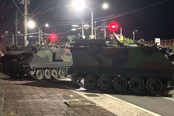 陸軍八軍團高雄夜訓 自走砲車碰撞迫砲車釀1士官傷