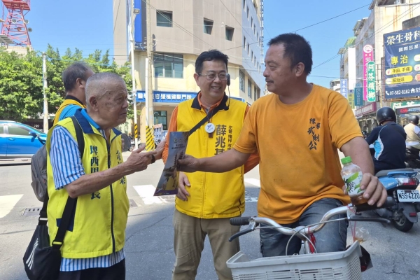 余清榮推薦薛兆基　埤仔頭市場憶母親