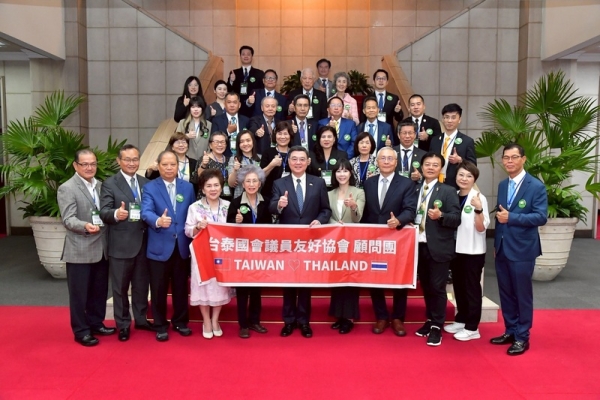 行政院長卓榮泰接見泰國台泰國會議員友好協會顧問團　持續推動十三項國家戰略產業強化臺泰民主供應鏈合作發展