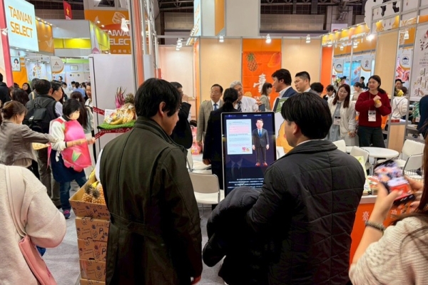 臺南市長黃偉哲率隊進軍東京國際食品展　臺南導入AI分身市長多語行銷助攻農產國際拓銷商機