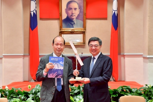 行政院長卓榮泰接見風力能源世界賽臺灣代表隊　期盼奪冠學生協助國家綠能發展　國家全力照顧年輕世代
