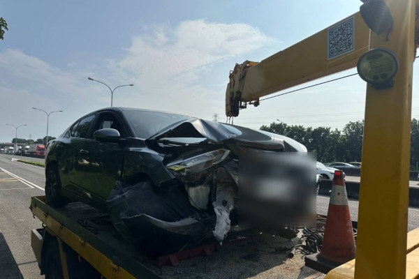 國1高雄九如路段5車連環撞 半聯結車疑變換車道不當釀3傷