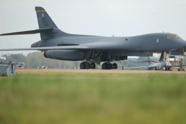 英國空軍基地疑遇恐攻威脅 美軍撤回所有B-1B轟炸機