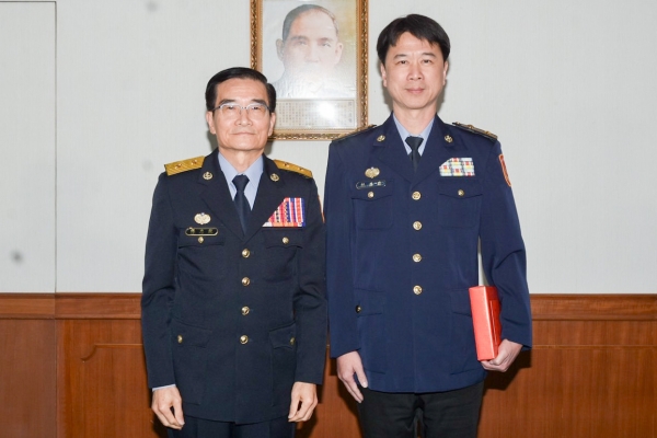 海巡署2月份人員晉、陞任授階典禮隆重舉行　署長張忠龍期許同仁以科技韌性守護海疆