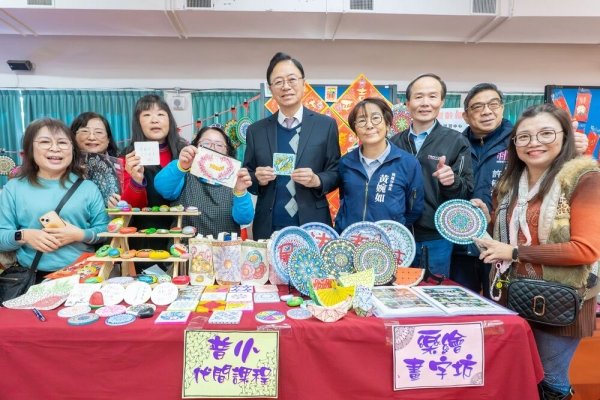 桃園市長張善政出席桃園市114年度樂齡學習成果展　持續推動城市樂齡生活空間與高齡友善環境建設