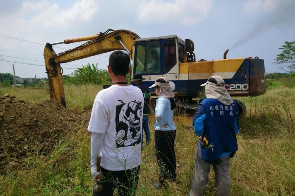 環境部環境管理署聯手檢警查廢土棄置　桃園農地破壞逾1萬平方公尺