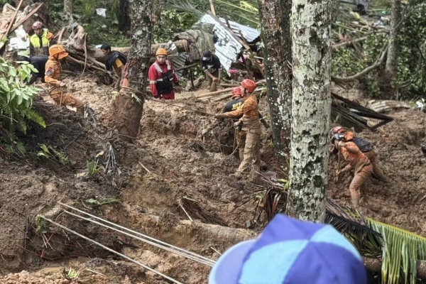 巴威颱風外圍環流帶來強降雨 菲律賓南部山崩釀15死、6失蹤