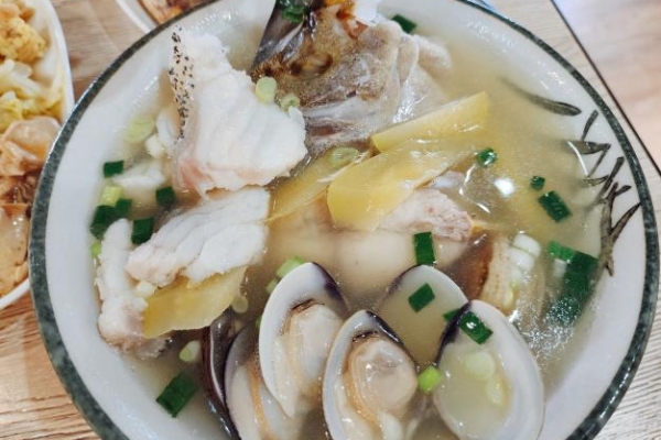 臺南《米其林指南》5月新入選2家餐廳受肯定，飯桌仔魚料理掀關注