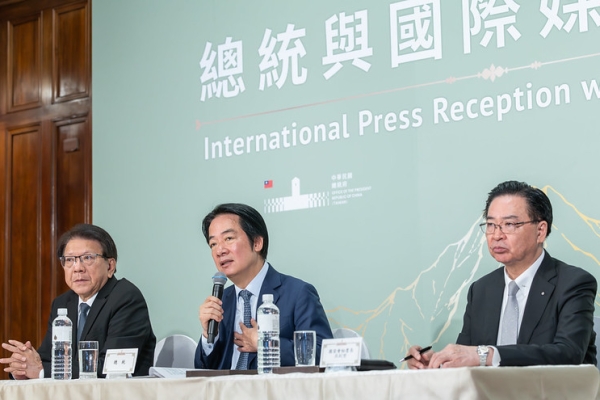 賴清德總統與國際媒體茶敘　向全球傳遞民主、自由、堅定、繁榮的民主臺灣形象