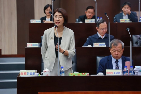 南投縣擬放寬老人假牙補助門檻 縣長許淑華允諾明年實施