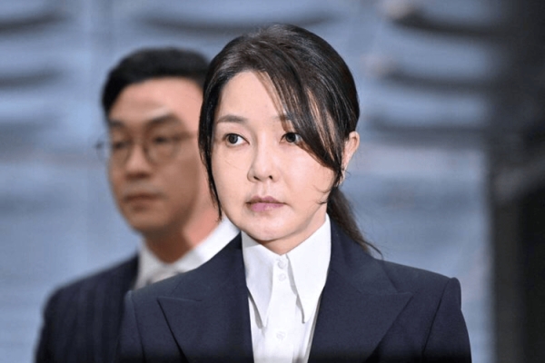 韓國前第一夫人金建希貪腐與股價操縱案風暴擴大　二審主審法官申宗旿驚傳首爾高等法院墜亡現場留遺書震撼司法界