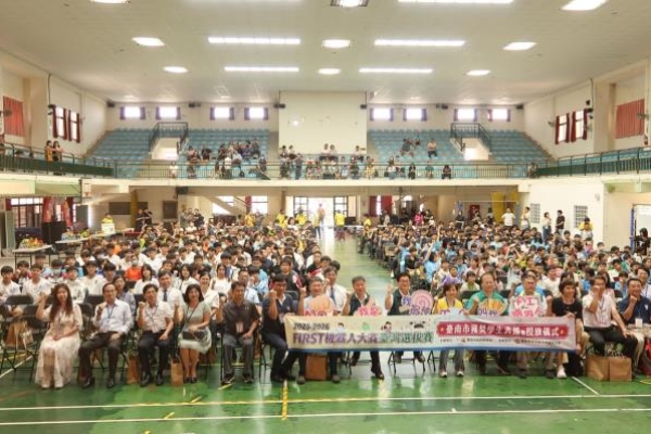 臺南市政府推動AI教育 投入逾24億打造智慧學習環境推動生成式AI學習