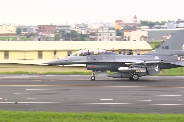 若F-16V全數交機總數達205架 結合無人機成未來空戰趨勢
