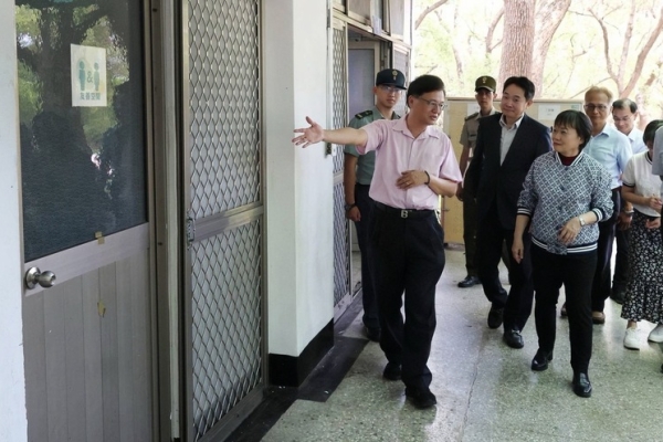 內政部長劉世芳前往成功嶺視察替代役性別友善服役環境　關注生活設施改善進度