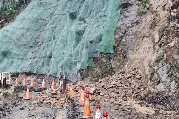 巴威豪雨釀新竹122縣道中斷 五峰、尖石等撤離近1500人