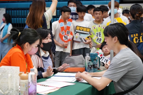 攜手築夢 職達未來現場徵才活動