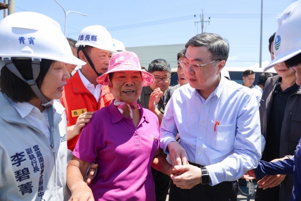 嘉義災後復原 行政院長卓榮泰南下視察：儘速完成復建 協助民眾恢復生活與農業復耕