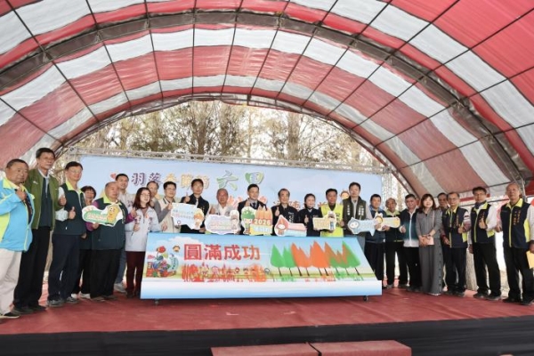 臺南六甲落羽松轉紅美景盛大登場　臺南市長黃偉哲力推季節限定觀光